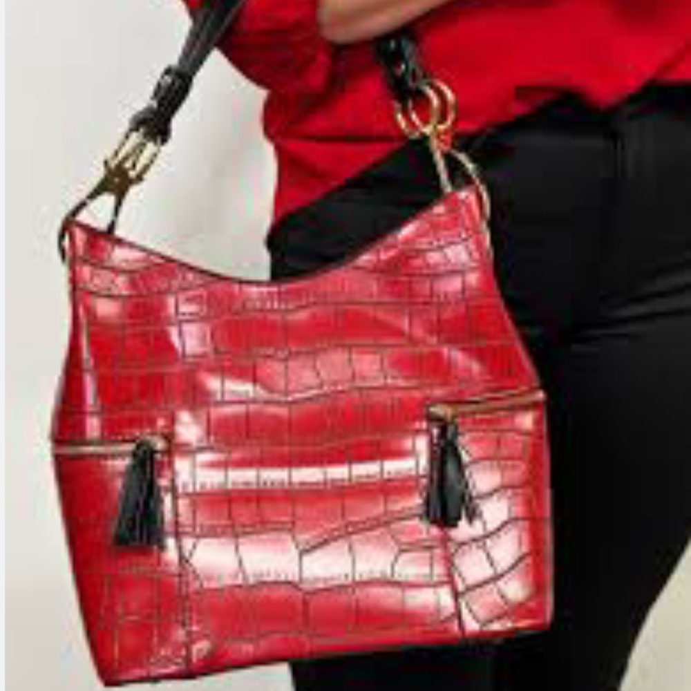 Jen & Co. the Rochelle began hobo bag with two side zippers